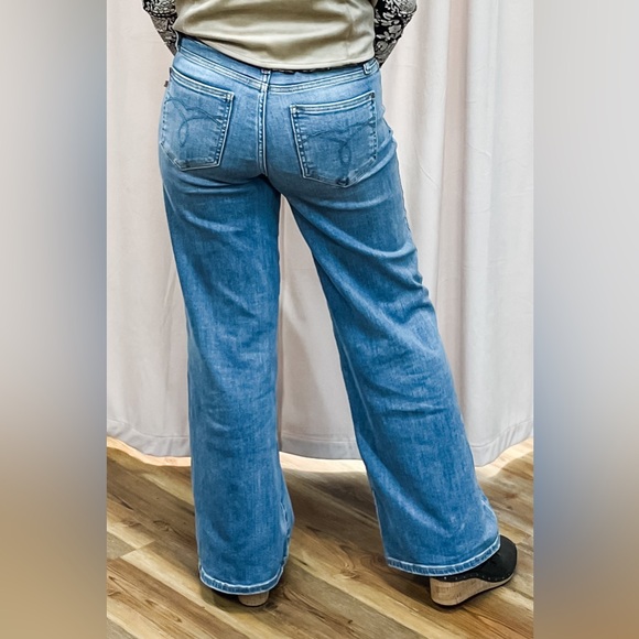 Judy Blue Mid Rise Retro Wide Leg Jeans Medium Wash JB82702REG 82702PL - Picture 4 of 4